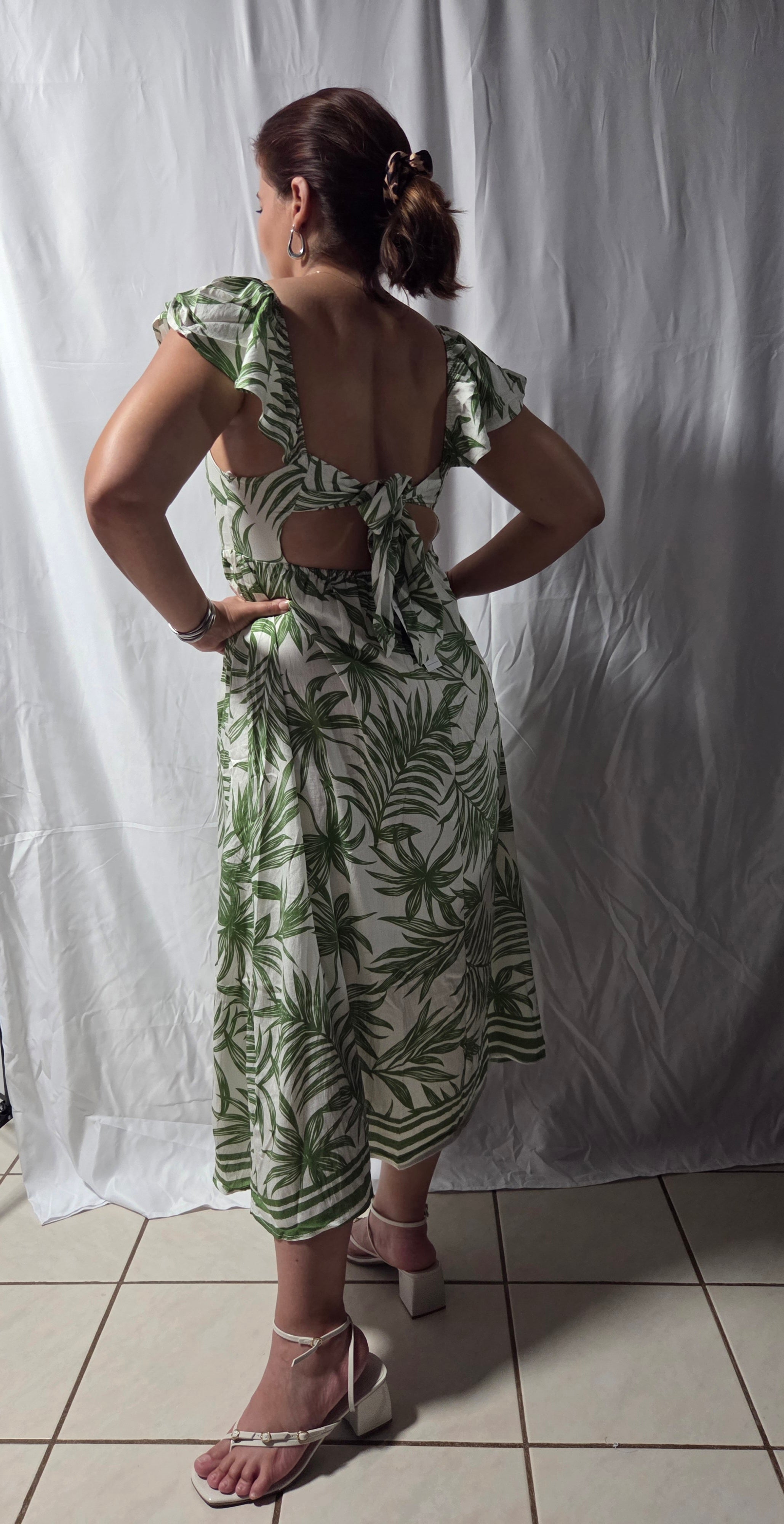 Traje Tropical